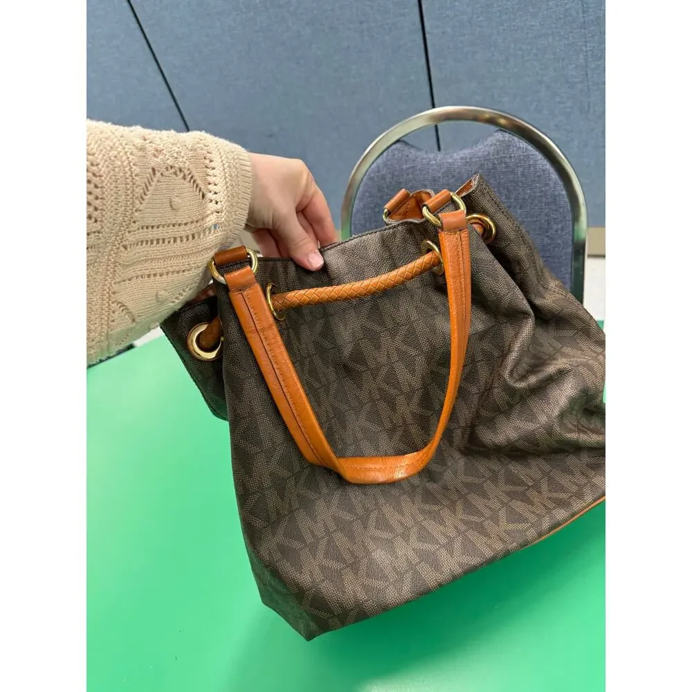 Michael Kors MK Jet Set Signature Fringe Tassel Logo Large Hobo Bag Purse Brown